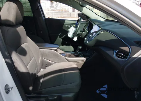 2017 Chevrolet Malibu 1Lt из США, поврежденный, VIN 1G1ZE5ST9HF222745